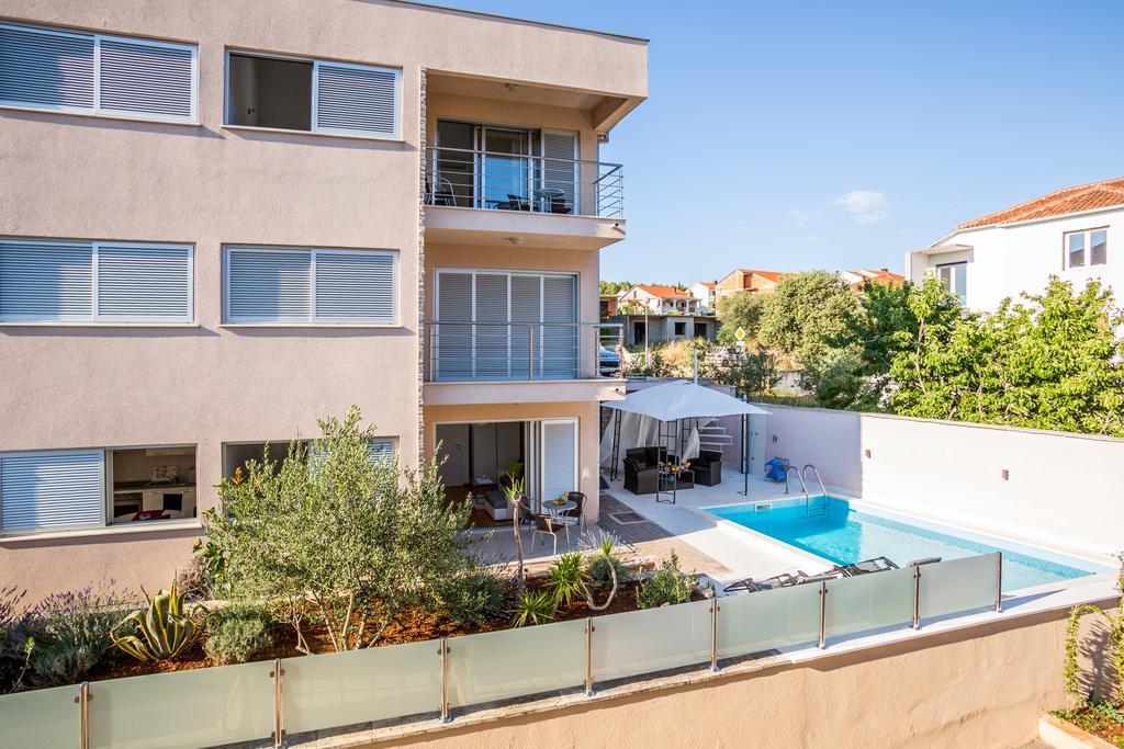 Apartment Falcon Stari Grad  Habitación foto