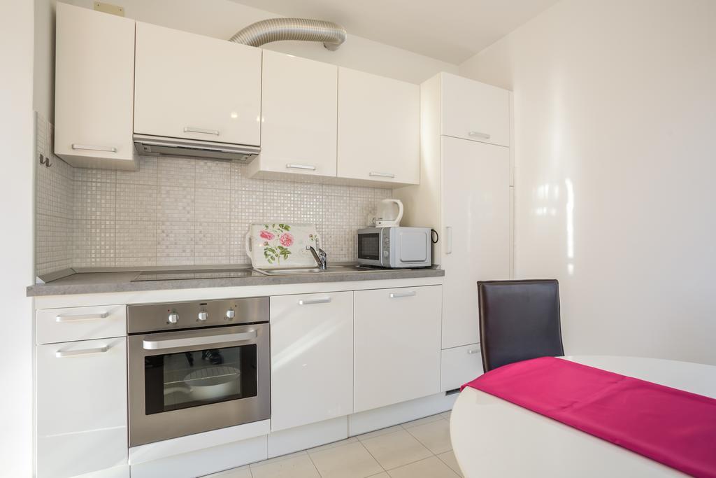 Apartment Falcon Stari Grad  Habitación foto