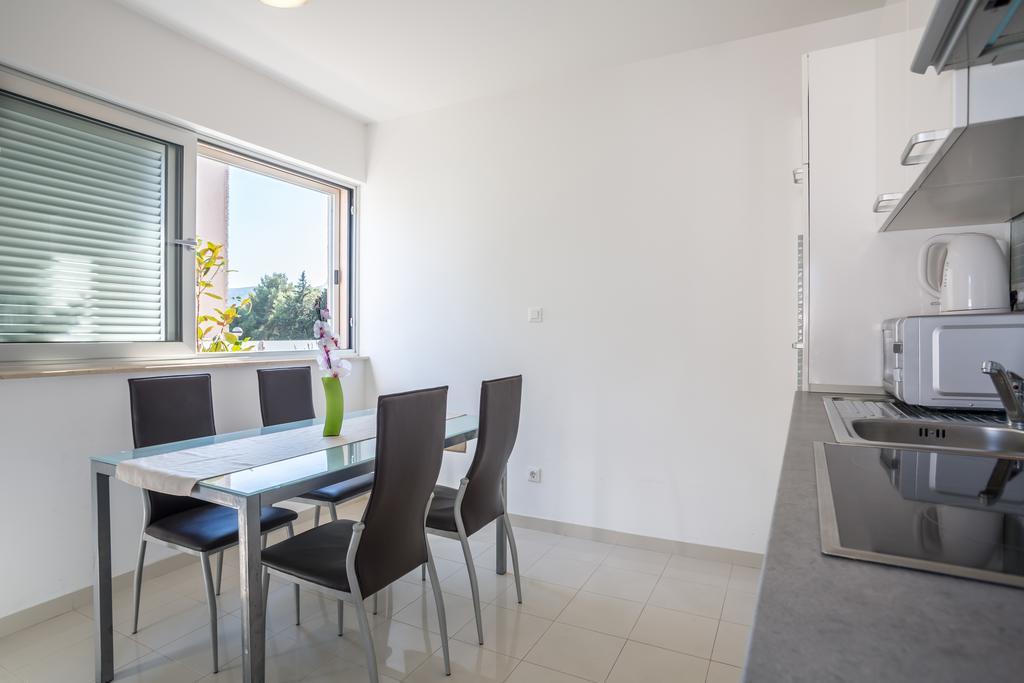 Apartment Falcon Stari Grad  Habitación foto