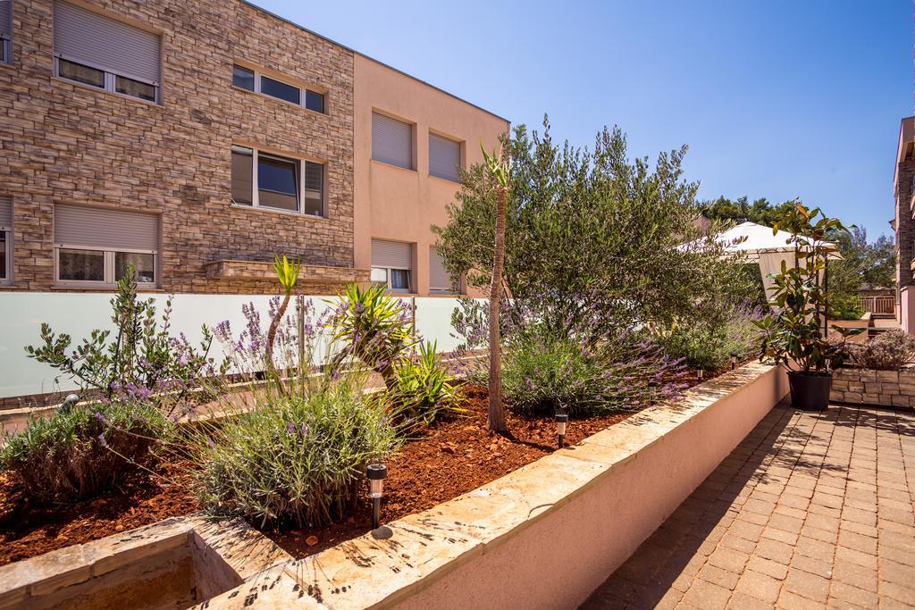 Apartment Falcon Stari Grad  Habitación foto
