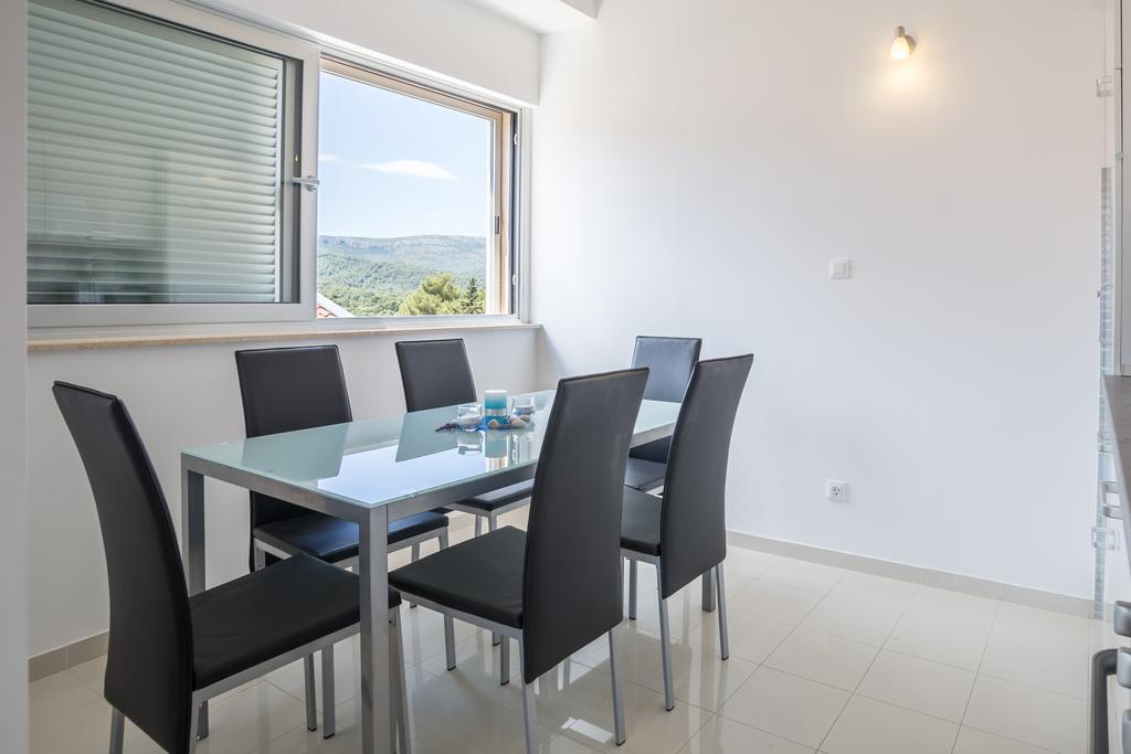 Apartment Falcon Stari Grad  Habitación foto