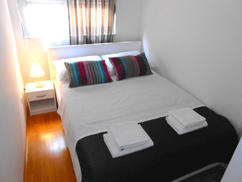 Apartment Falcon Stari Grad  Exterior foto